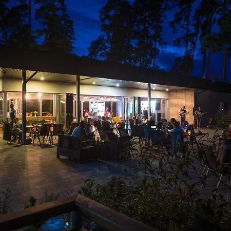 度假村 Niegocin 3*